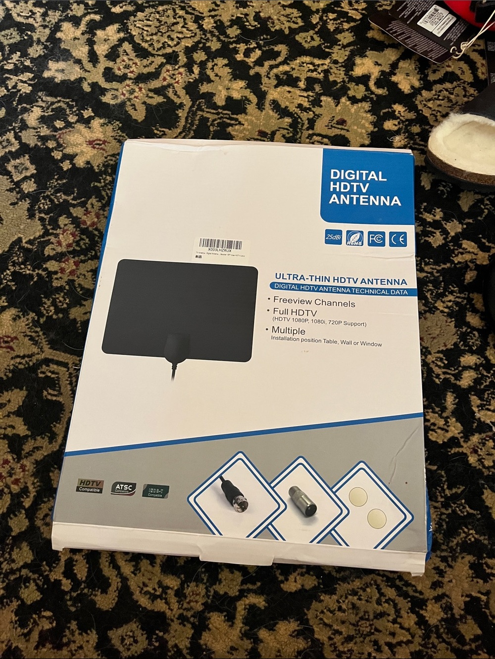 Digital HDTV Antenna Ultra-Thin Black - Universal Brand